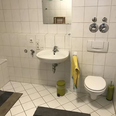 Exklusive Mit Dachterrasse In Schleussig Apartment Leipzig